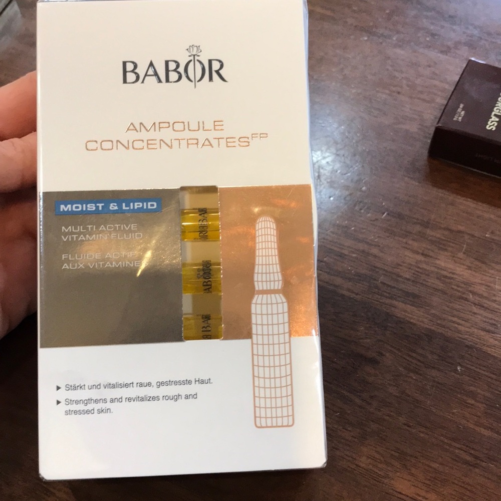 Babor moist and lipid multi active vitamin fluid